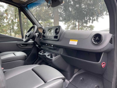 2024 Mercedes-Benz Sprinter 2500 Standard Roof I4 Diesel HO 144" RWD