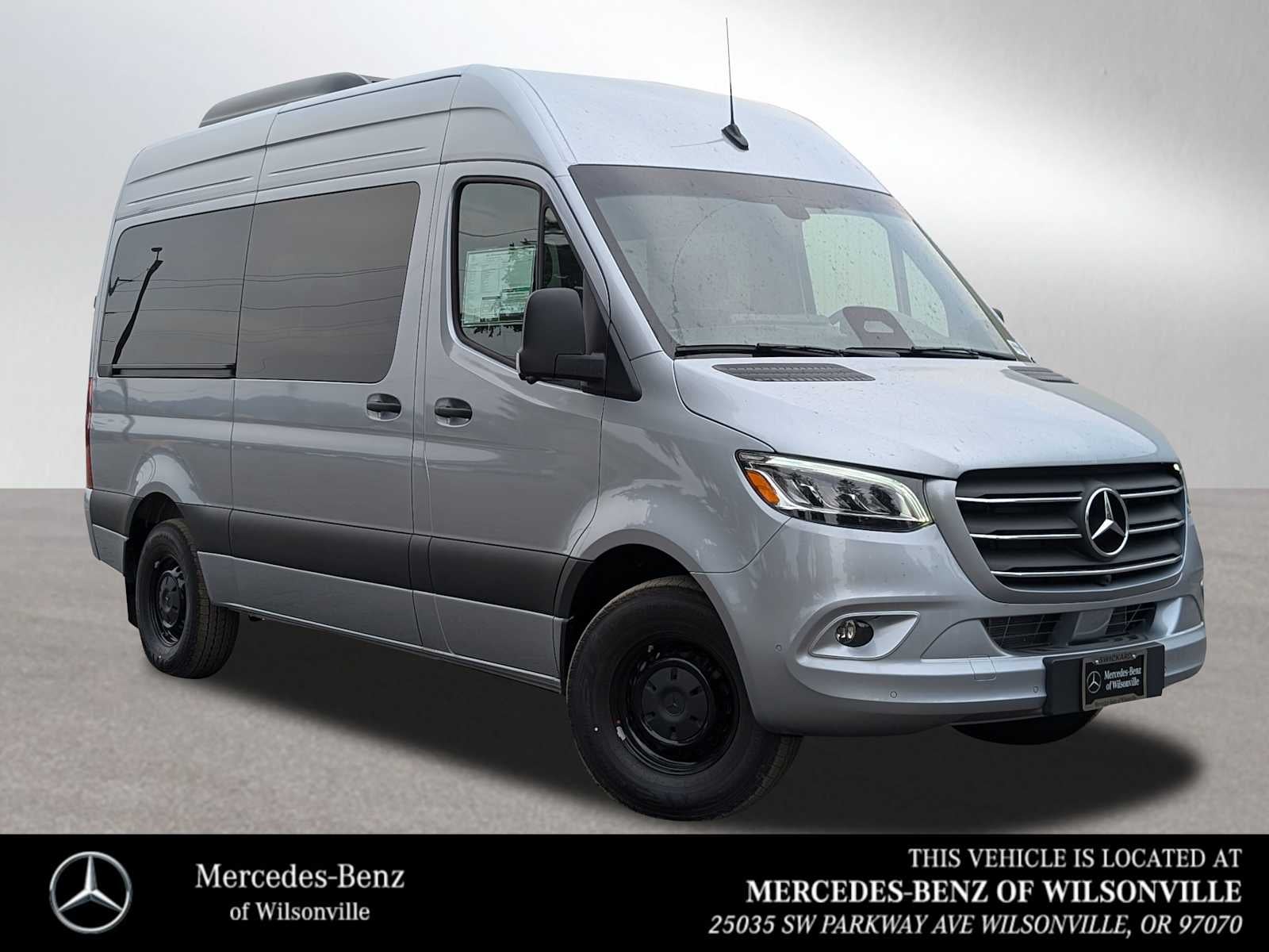 2025 Mercedes-Benz Sprinter 2500 Standard Roof I4 Diesel HO 144" RWD