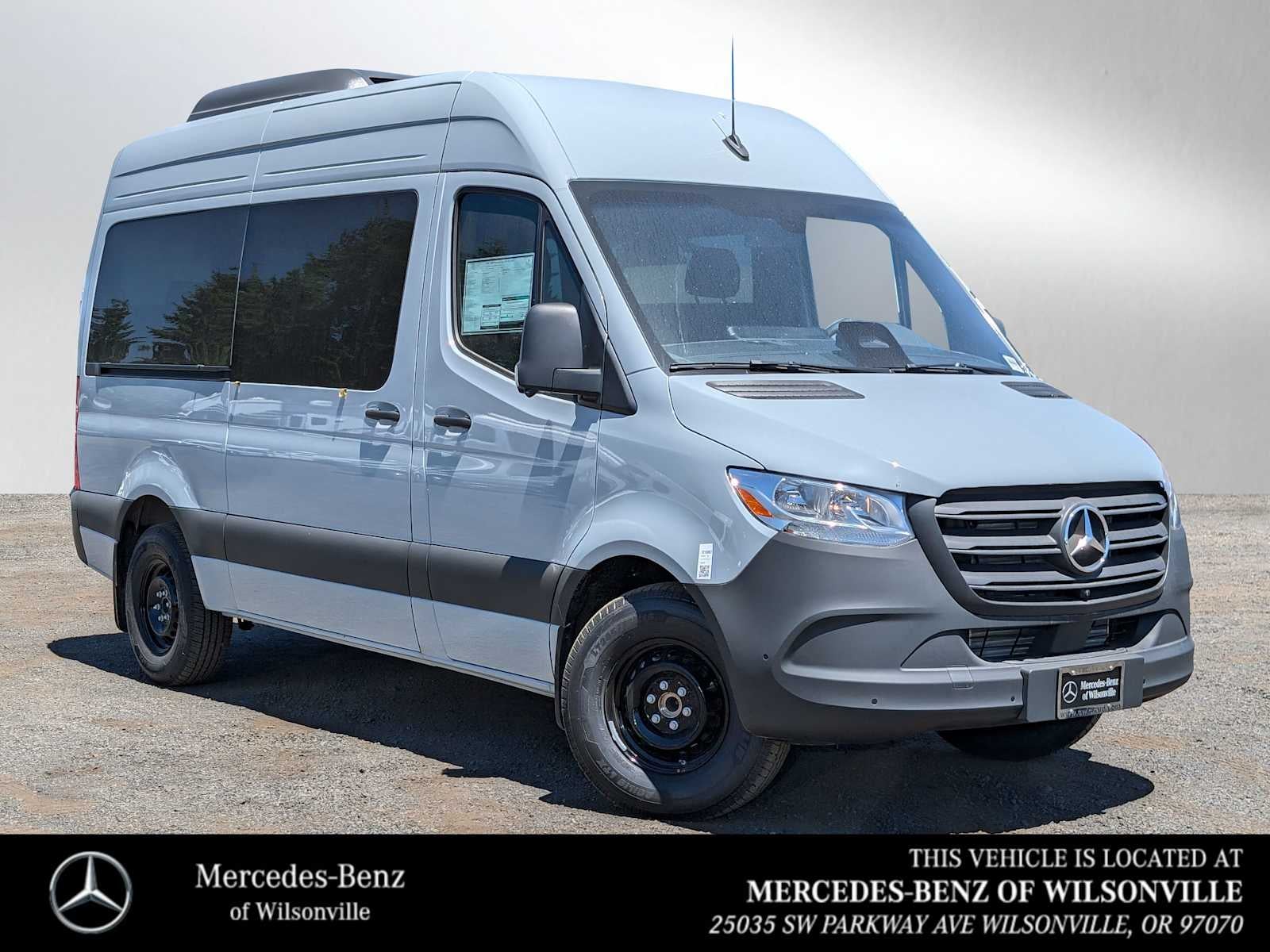 2025 Mercedes-Benz Sprinter 2500 Standard Roof I4 Diesel HO 144" RWD