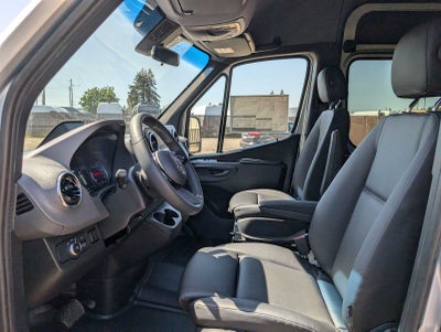 2025 Mercedes-Benz Sprinter 2500 High Roof I4 Diesel HO 170" RWD