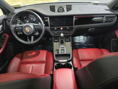 2024 Porsche Macan AWD