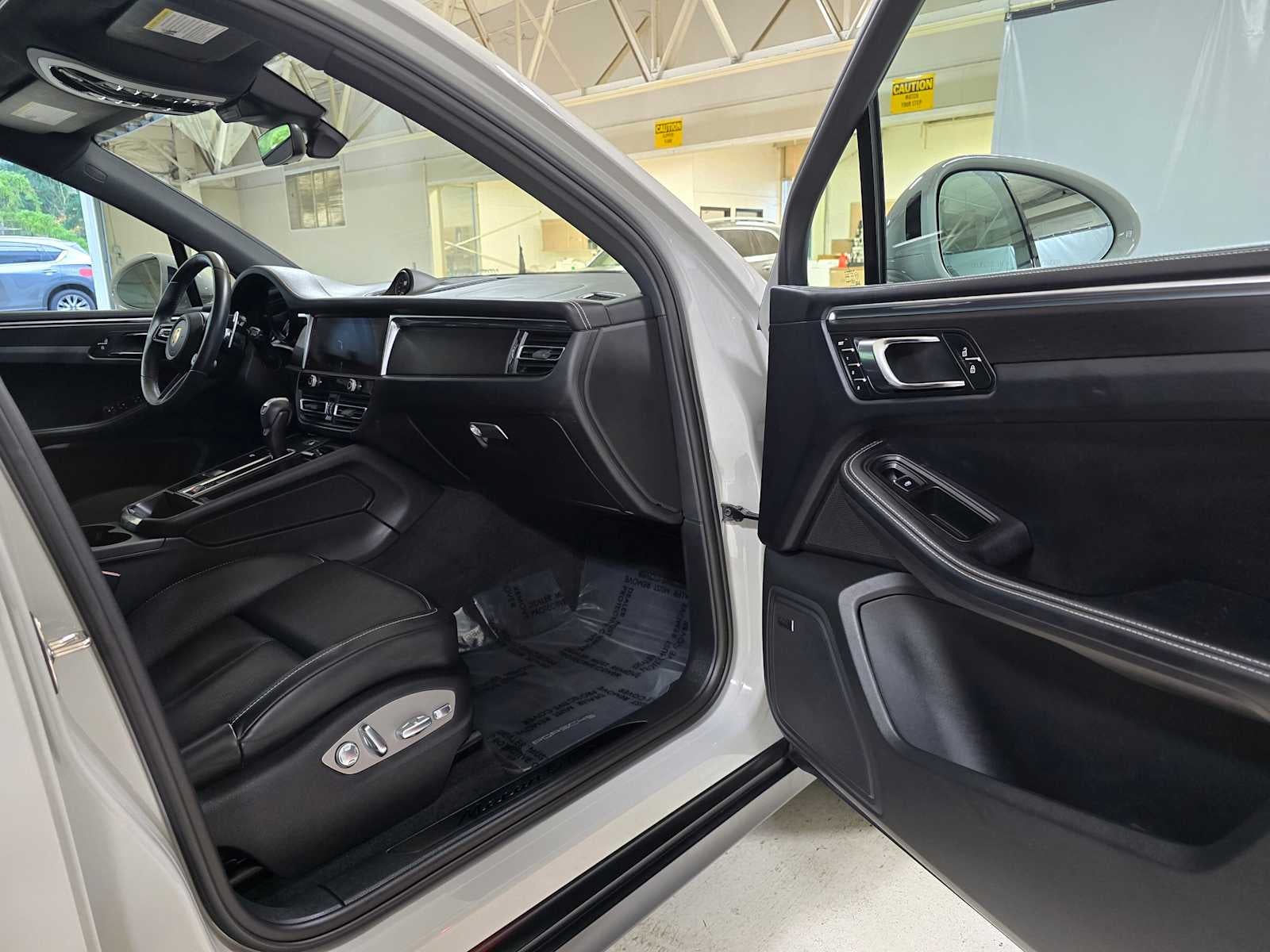 2024 Porsche Macan GTS