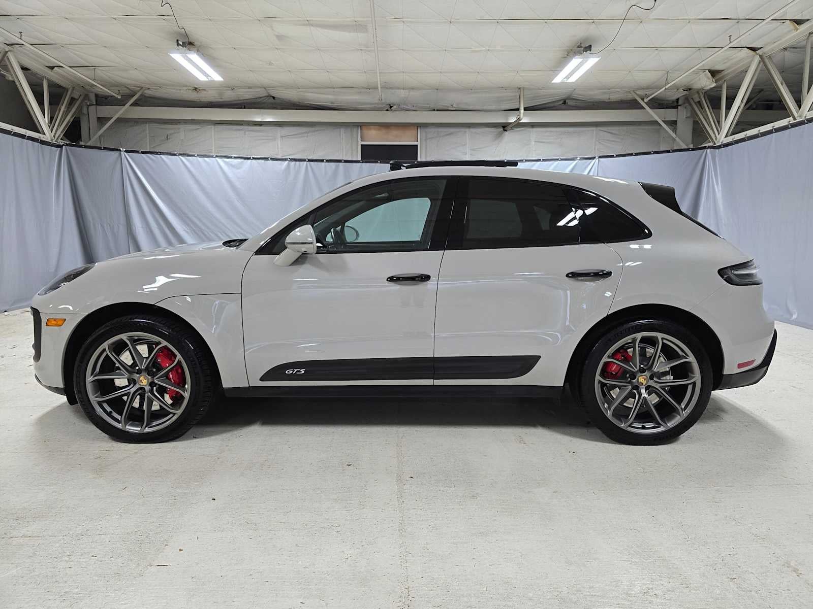 2024 Porsche Macan GTS