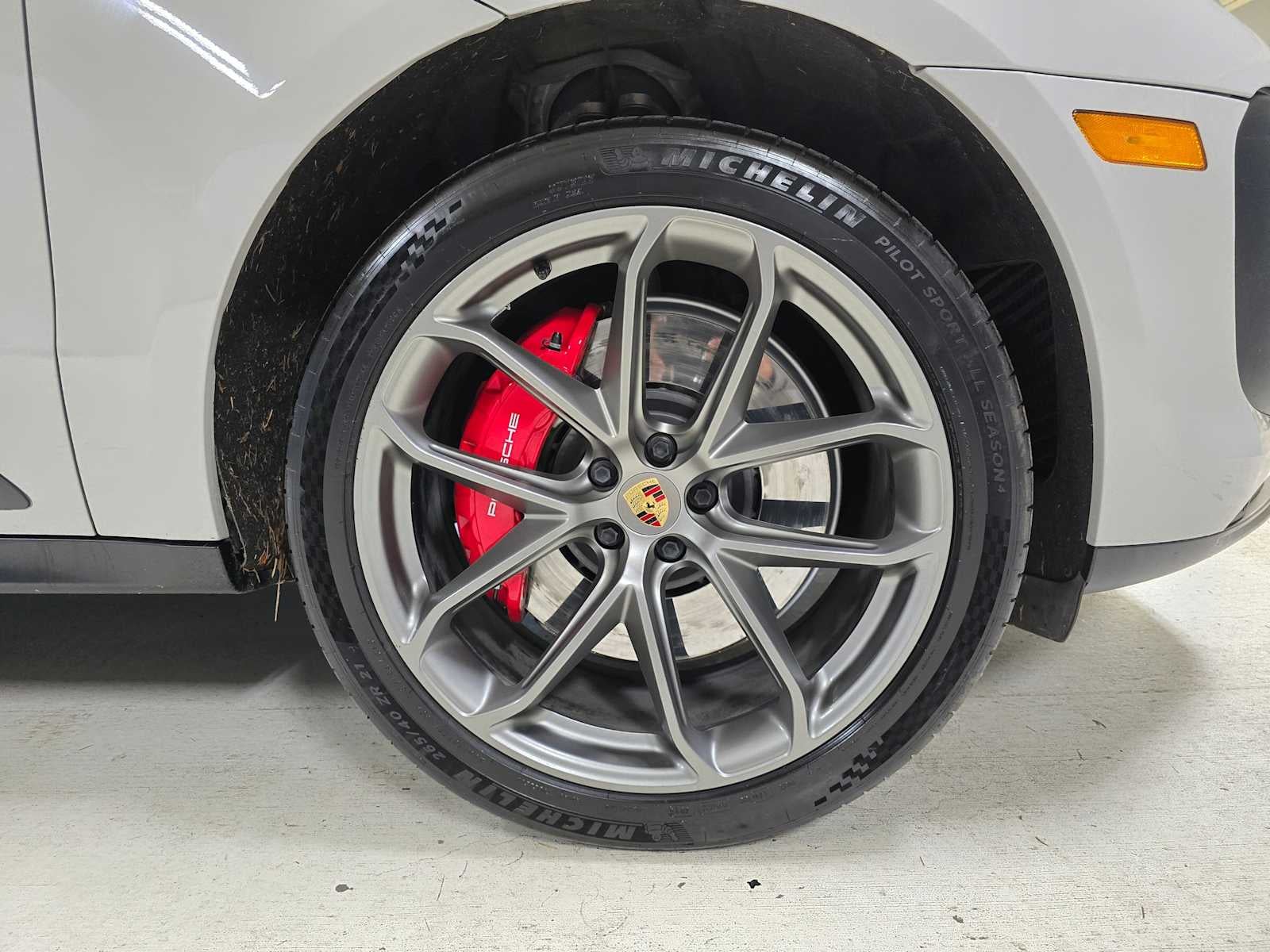 2024 Porsche Macan GTS