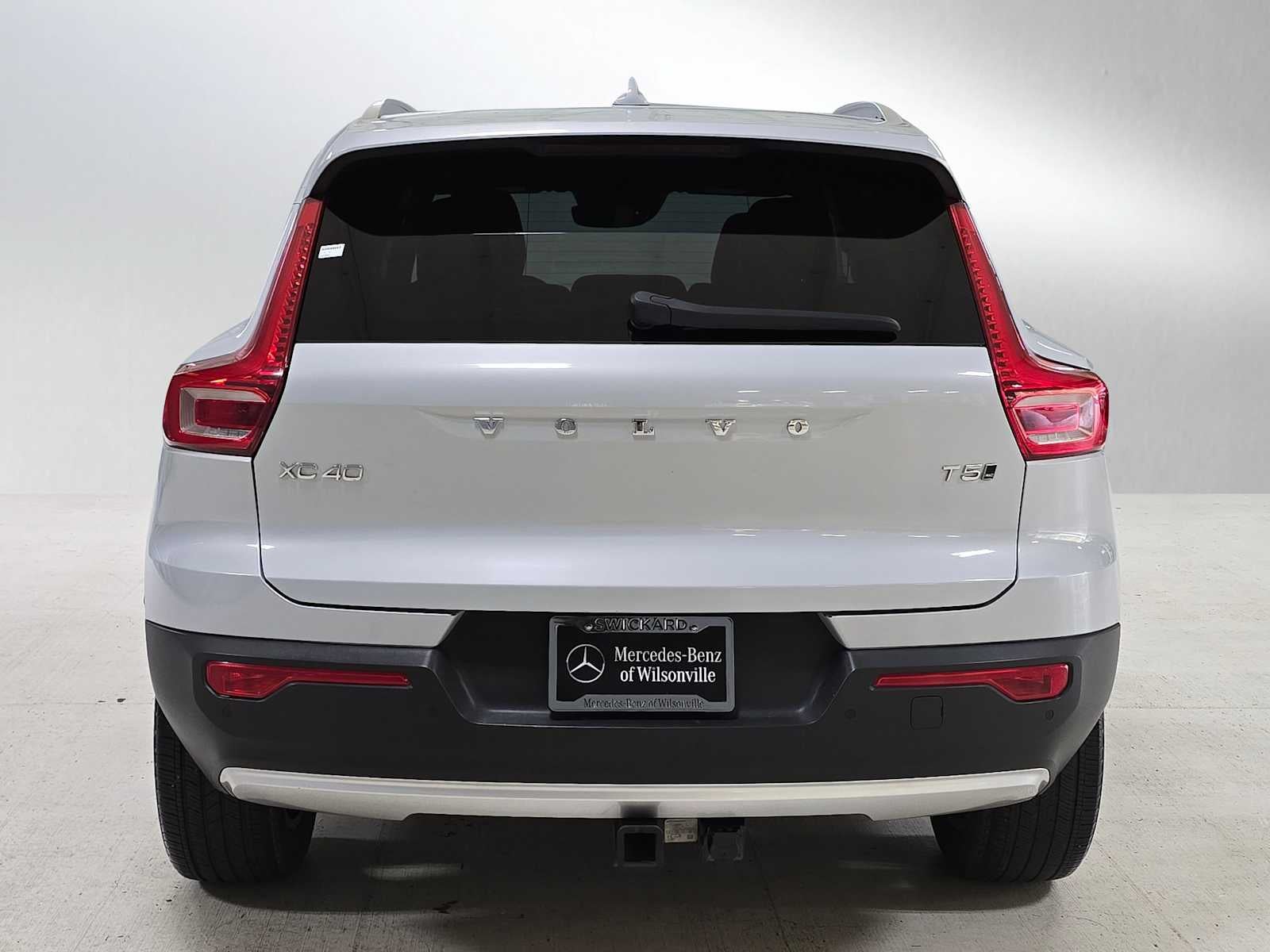 2020 Volvo XC40 Momentum