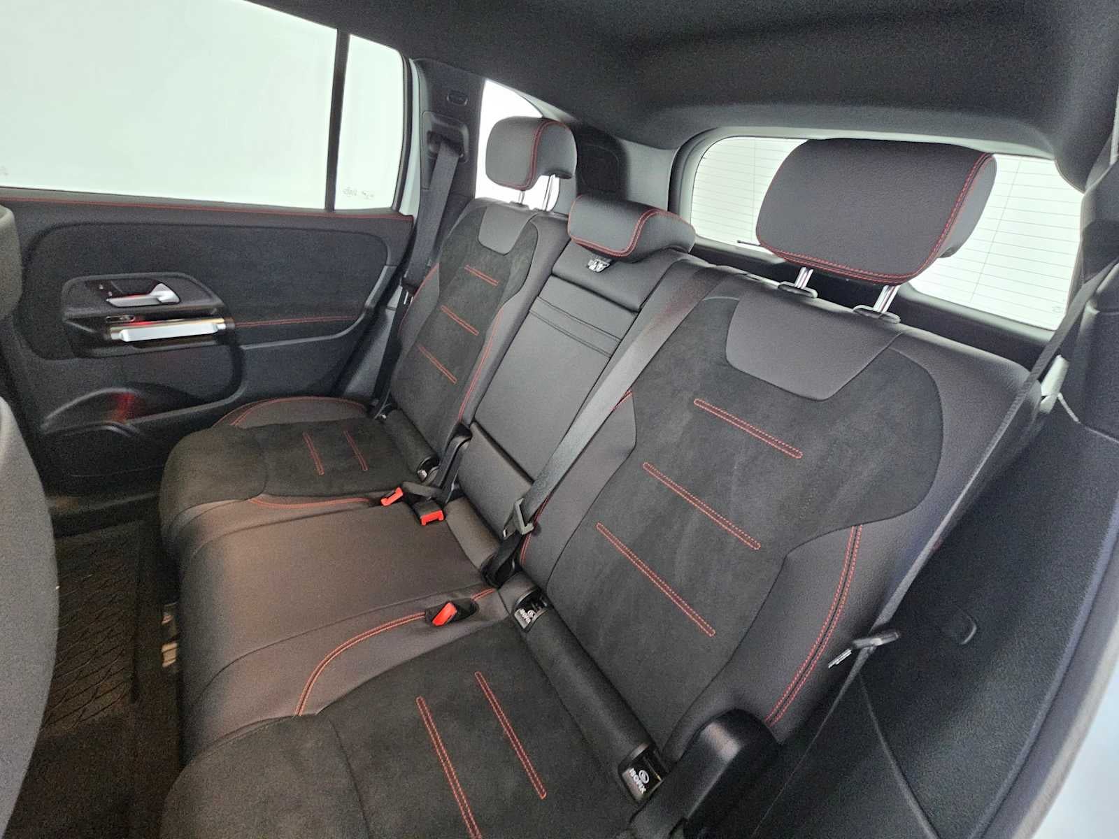 2025 Mercedes-Benz GLB GLB 250