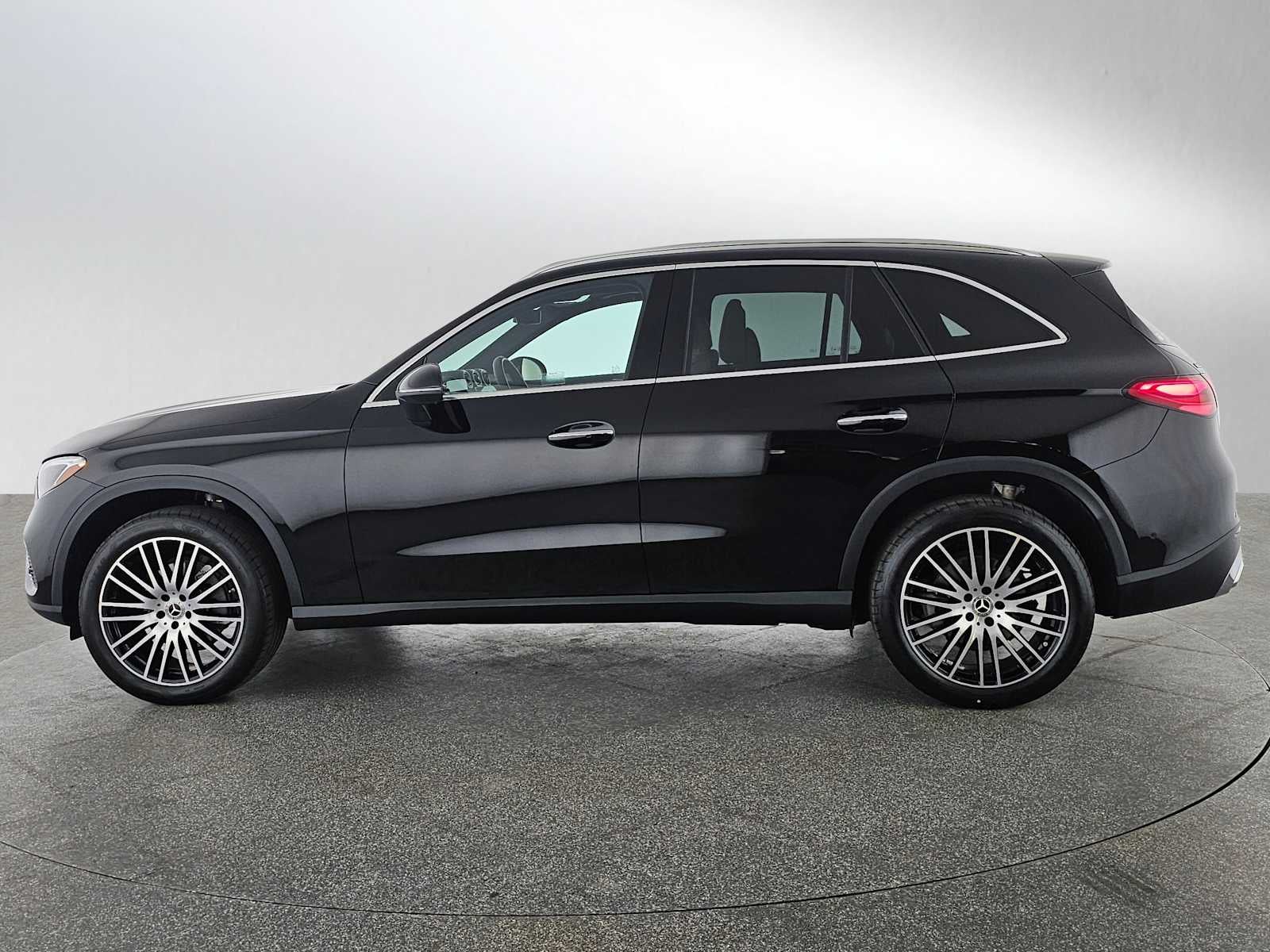 2024 Mercedes-Benz GLC GLC 300