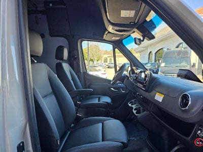 2026 Mercedes-Benz Sprinter 2500 Standard Roof I4 Diesel HO 144" AWD