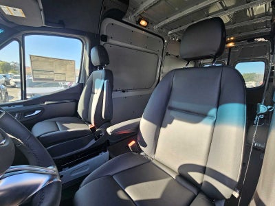 2026 Mercedes-Benz Sprinter 2500 Standard Roof I4 Diesel HO 144" AWD
