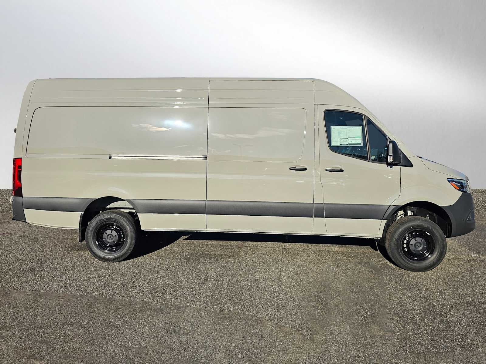 2026 Mercedes-Benz Sprinter 2500 High Roof I4 Diesel HO 170" AWD