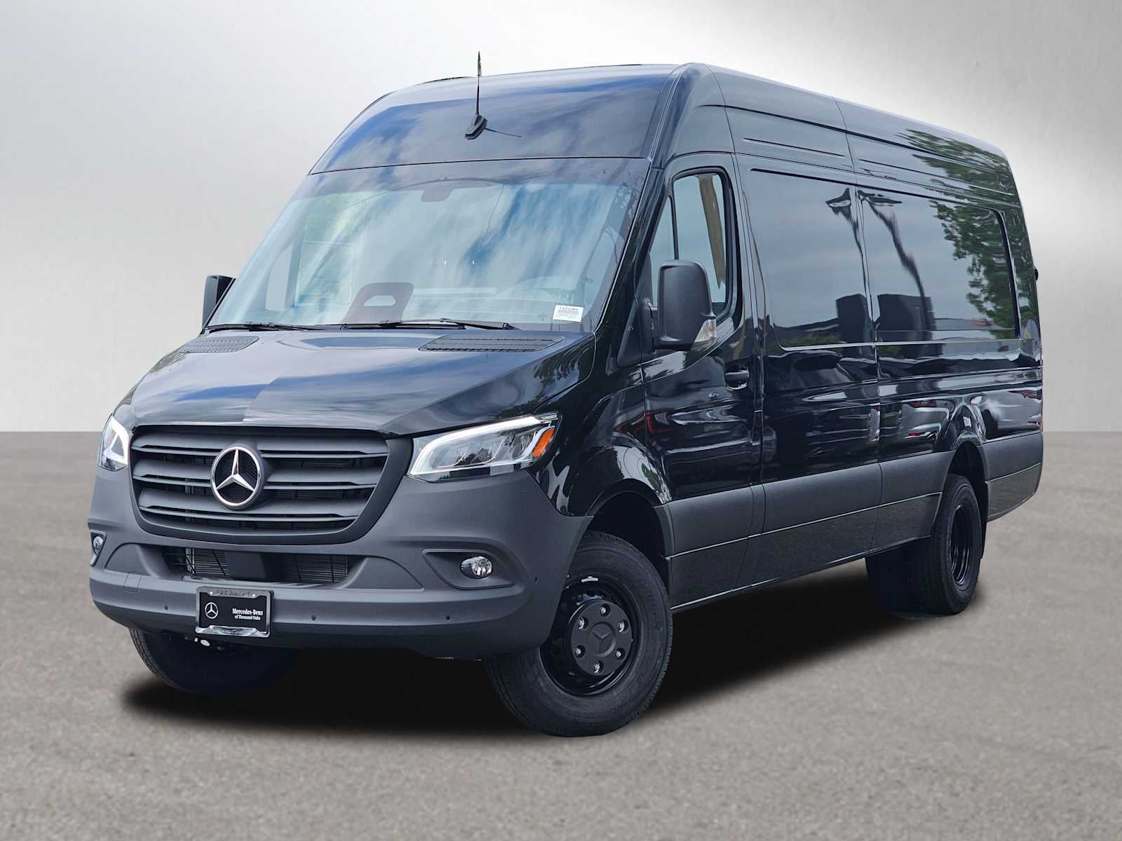 2025 Mercedes-Benz Sprinter 3500XD High Roof I4 Diesel HO 170" Extended RWD