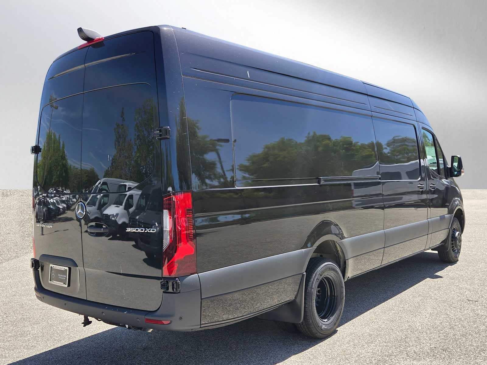 2025 Mercedes-Benz Sprinter 3500XD High Roof I4 Diesel HO 170" Extended RWD