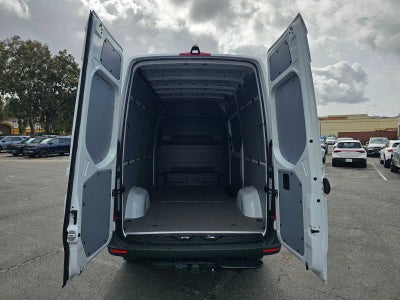2025 Mercedes-Benz Sprinter 2500 Standard Roof I4 Diesel 144" RWD