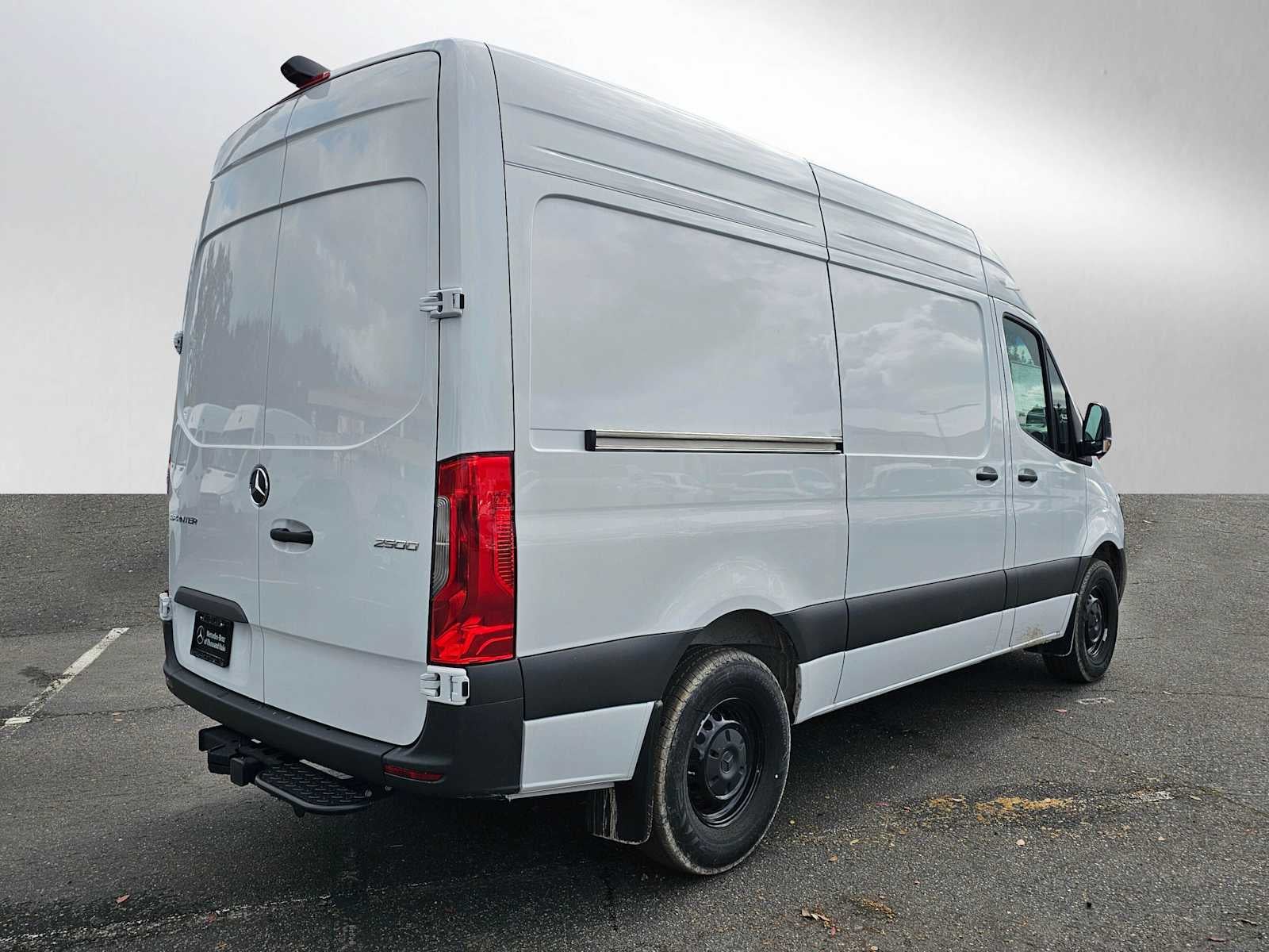 2025 Mercedes-Benz Sprinter 2500 Standard Roof I4 Diesel 144" RWD