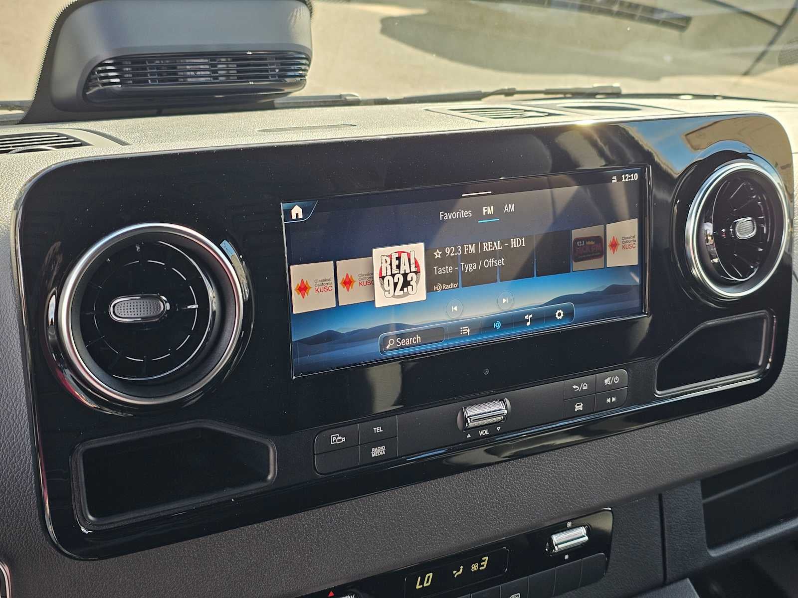 2026 Mercedes-Benz Sprinter 2500 Standard Roof I4 Diesel 144" RWD