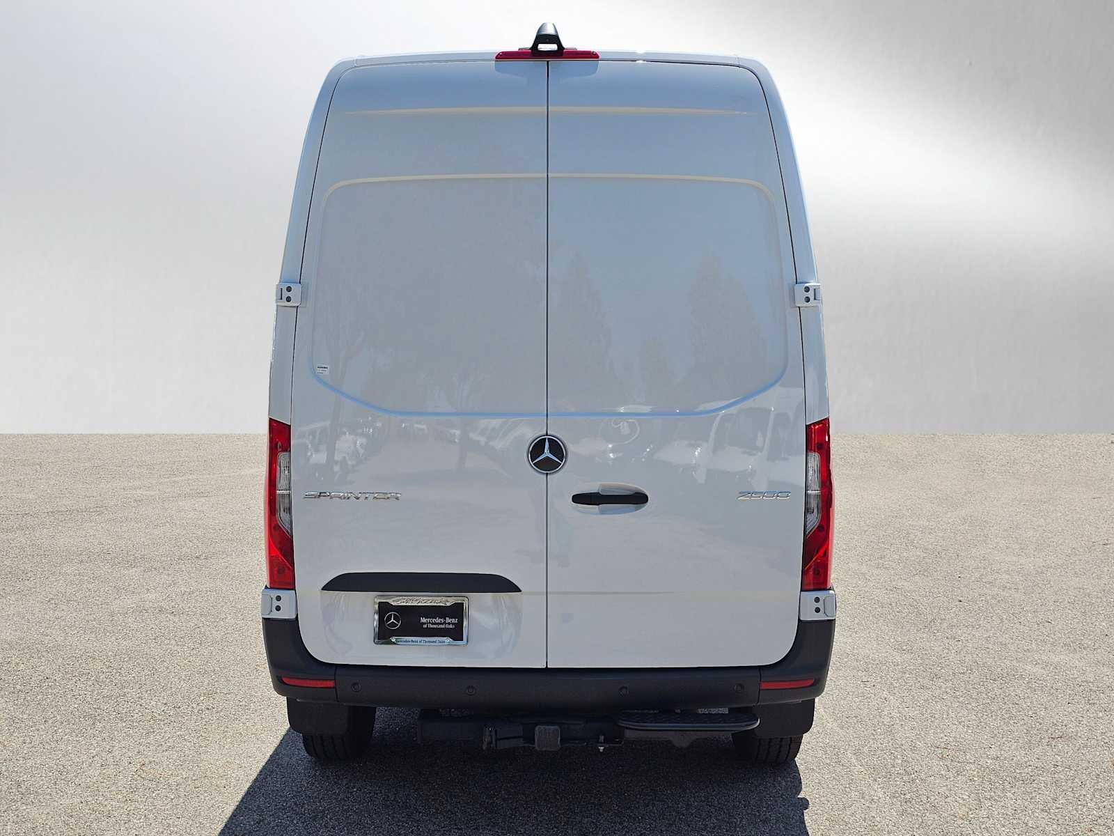2025 Mercedes-Benz Sprinter 2500 Standard Roof I4 Diesel 144" RWD