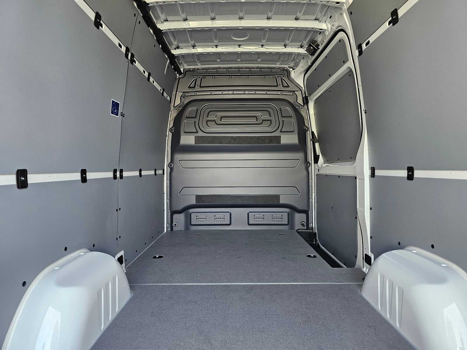 2025 Mercedes-Benz Sprinter 2500 Standard Roof I4 Diesel 144" RWD