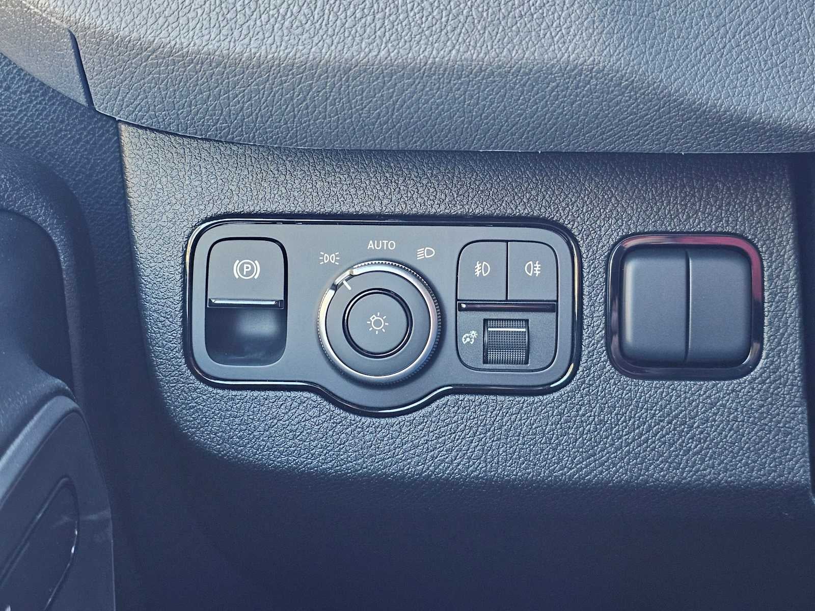 2026 Mercedes-Benz Sprinter 2500 Standard Roof I4 Diesel 144" RWD