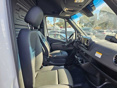 2026 Mercedes-Benz Sprinter 2500 Standard Roof I4 Diesel 144" RWD