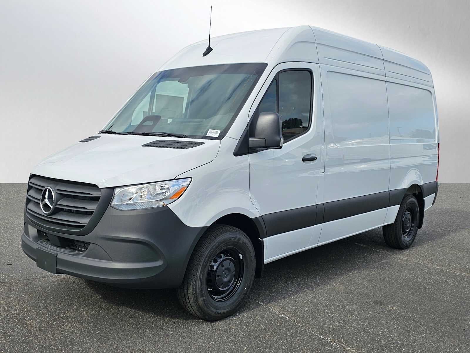 2025 Mercedes-Benz Sprinter 2500 Standard Roof I4 Diesel 144" RWD