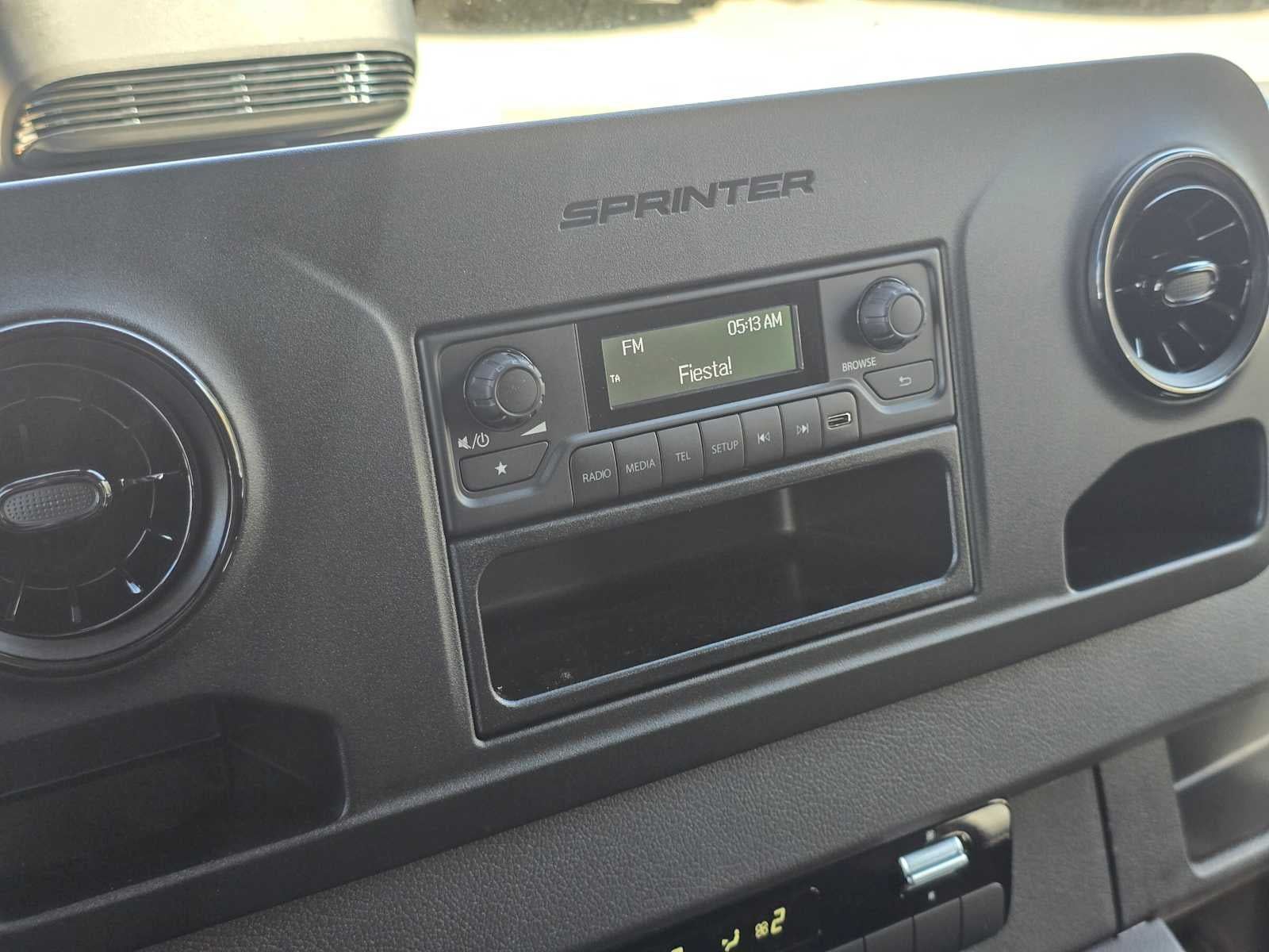 2025 Mercedes-Benz Sprinter 2500 Standard Roof I4 Diesel 144" RWD