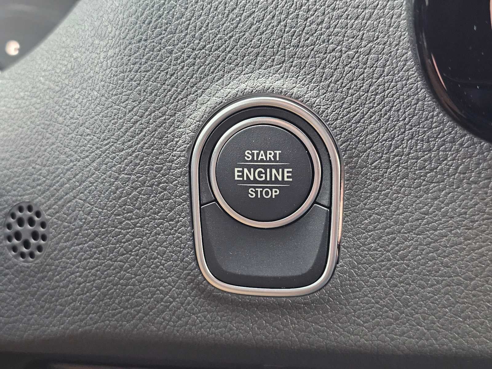 2025 Mercedes-Benz Sprinter 2500 Standard Roof I4 Diesel 144" RWD