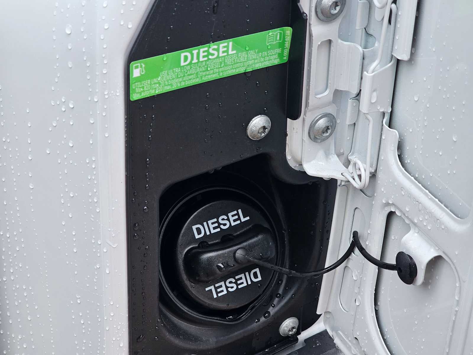 2026 Mercedes-Benz Sprinter 2500 Standard Roof I4 Diesel 144" RWD