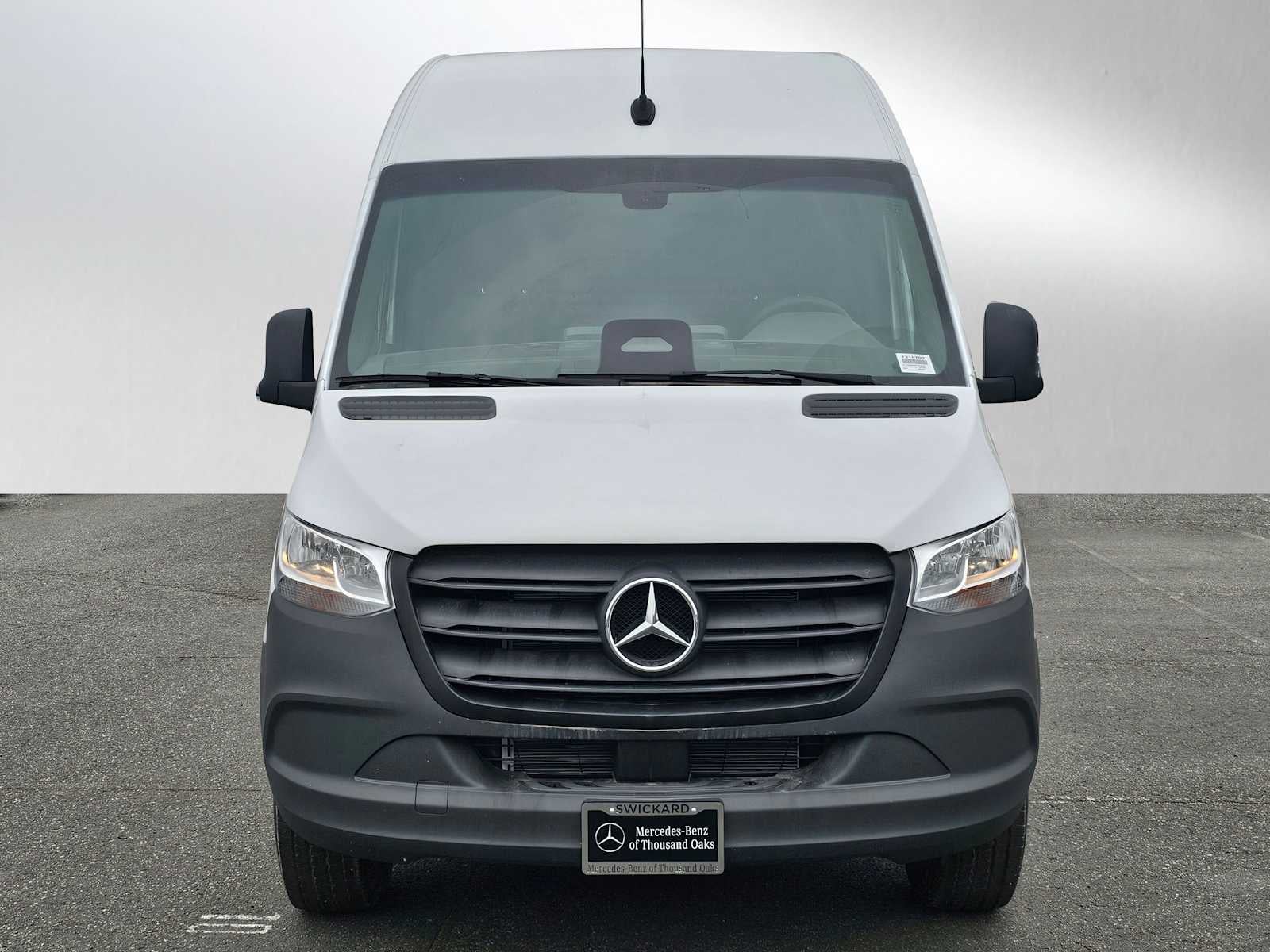 2025 Mercedes-Benz Sprinter 2500 Standard Roof I4 Diesel 144" RWD