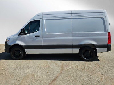 2025 Mercedes-Benz Sprinter 2500 Standard Roof I4 Diesel 144" RWD