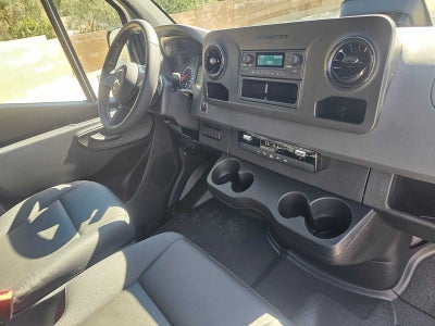 2026 Mercedes-Benz Sprinter 2500 Standard Roof I4 Diesel 144" RWD