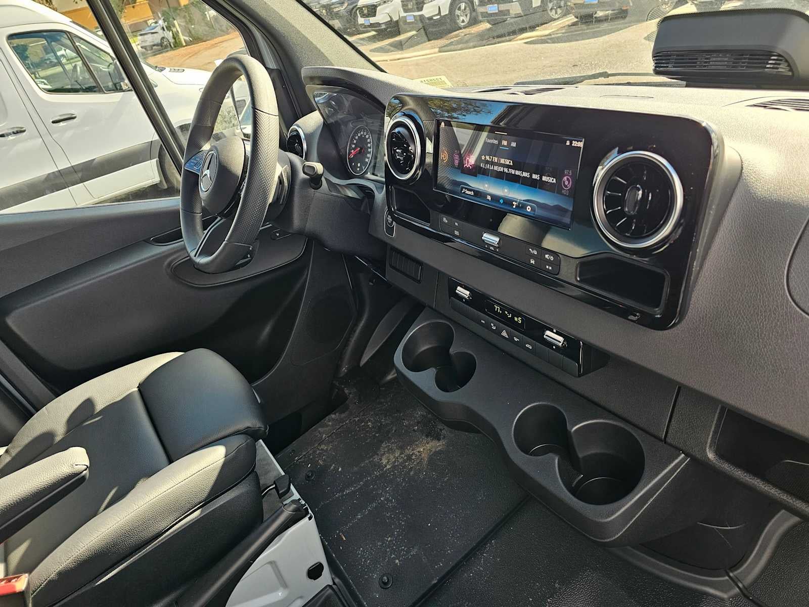 2025 Mercedes-Benz Sprinter 2500 Standard Roof I4 Diesel HO 144" AWD