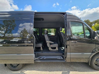 2025 Mercedes-Benz Sprinter 2500 Standard Roof I4 Diesel 144" RWD
