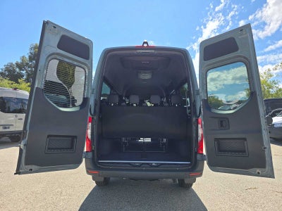 2025 Mercedes-Benz Sprinter 2500 Standard Roof I4 Diesel HO 144" RWD