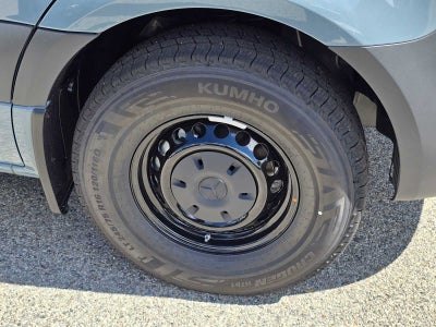 2025 Mercedes-Benz Sprinter 2500 Standard Roof I4 Diesel HO 144" RWD