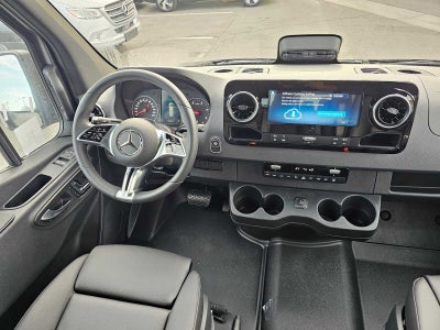 2025 Mercedes-Benz Sprinter 2500 Standard Roof I4 Diesel HO 144" RWD
