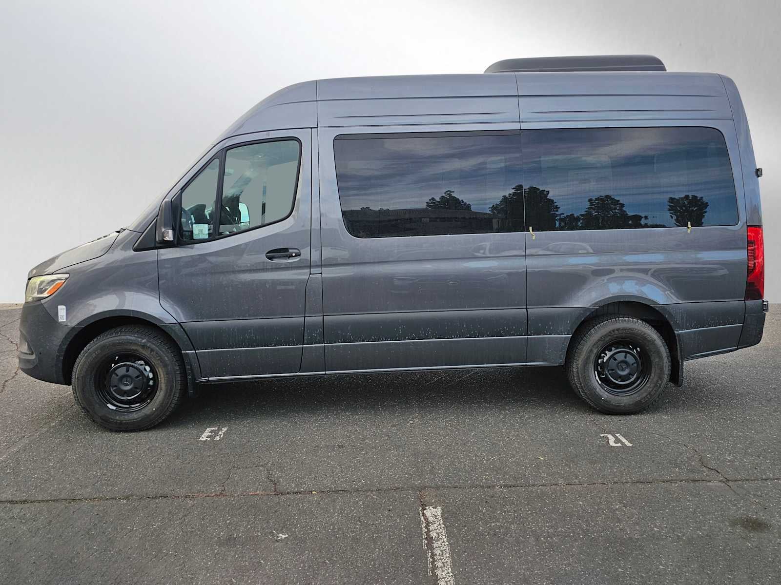 2025 Mercedes-Benz Sprinter 2500 Standard Roof I4 Diesel HO 144" RWD
