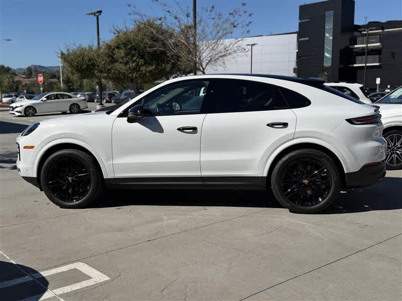2024 Porsche Cayenne Coupe AWD