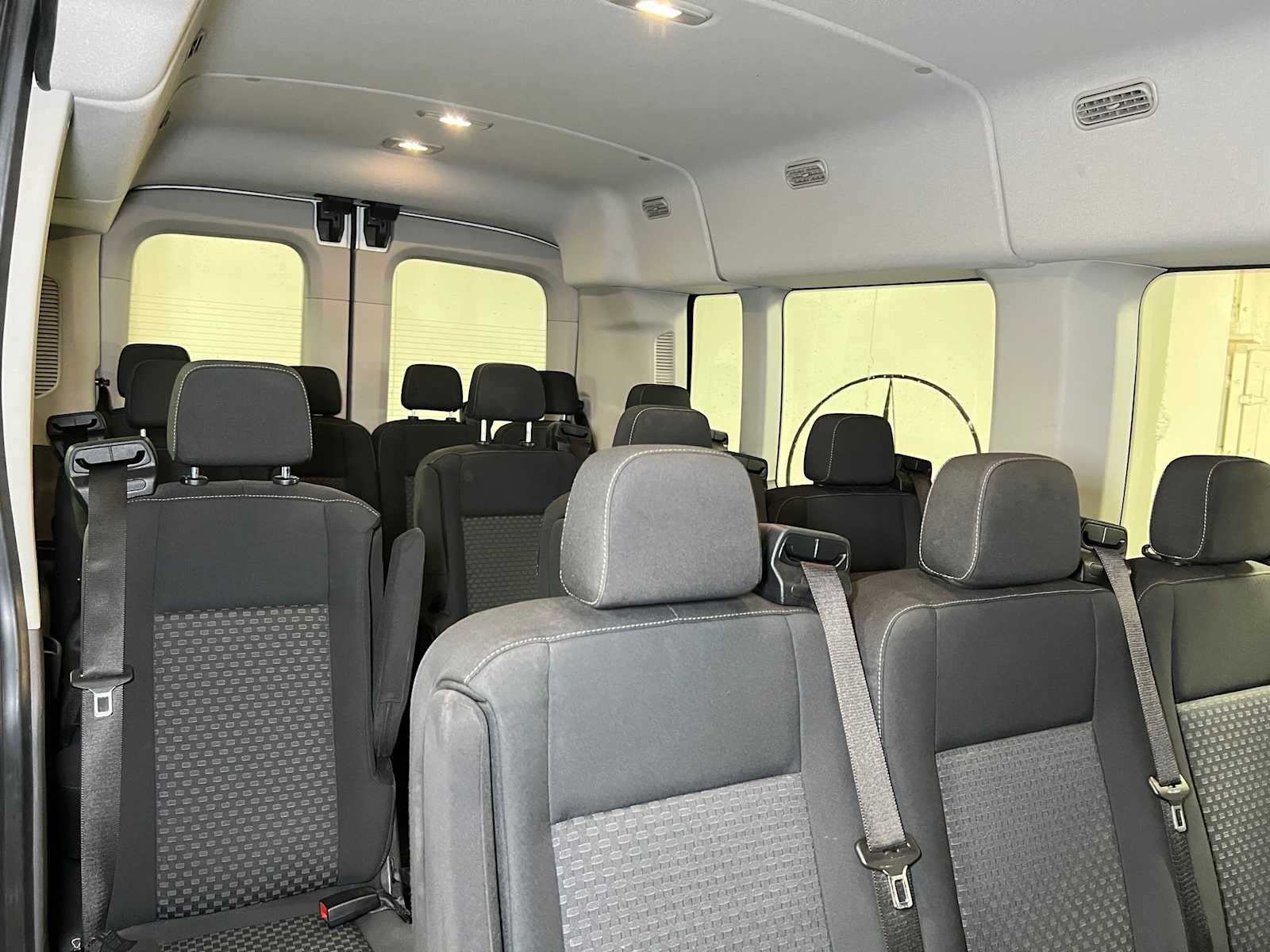 2023 Ford Transit Passenger Wagon XLT