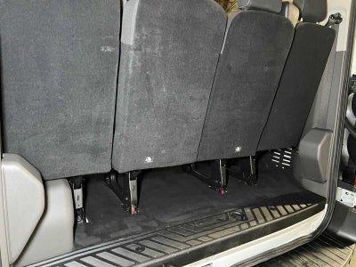 2023 Ford Transit Passenger Wagon XLT