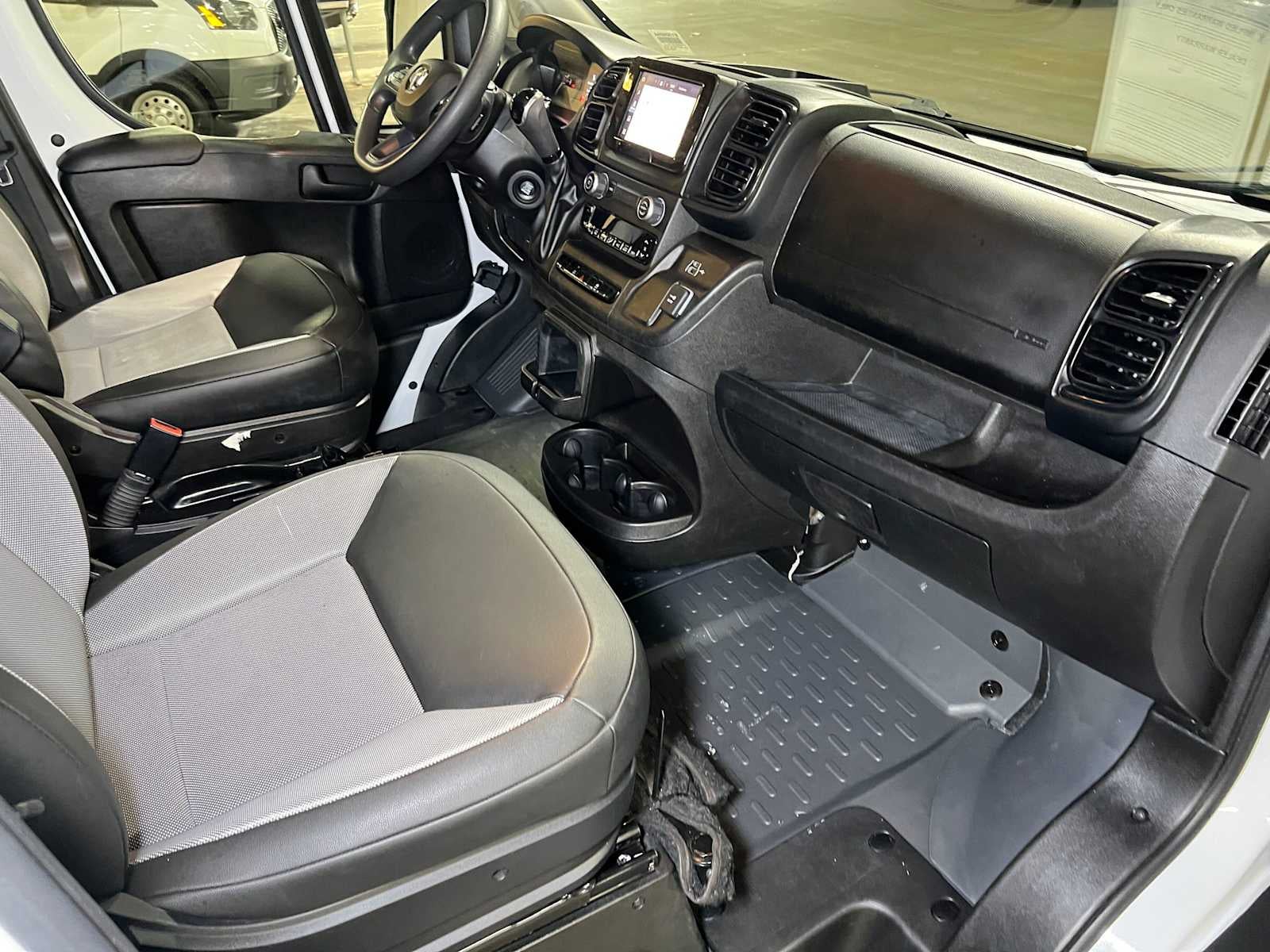 2024 RAM ProMaster Cargo Van Tradesman