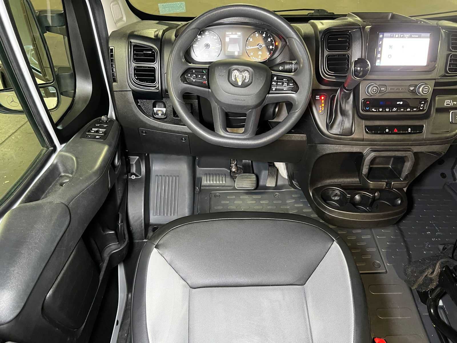 2024 RAM ProMaster Cargo Van Tradesman