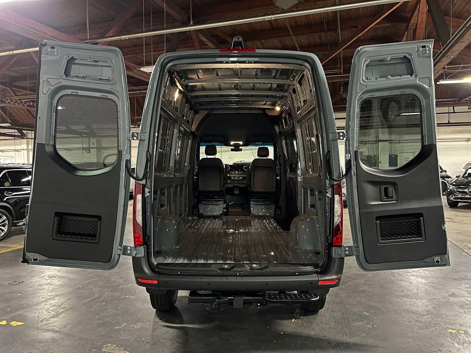 2026 Mercedes-Benz Sprinter 2500 Standard Roof I4 Diesel HO 144 AWD