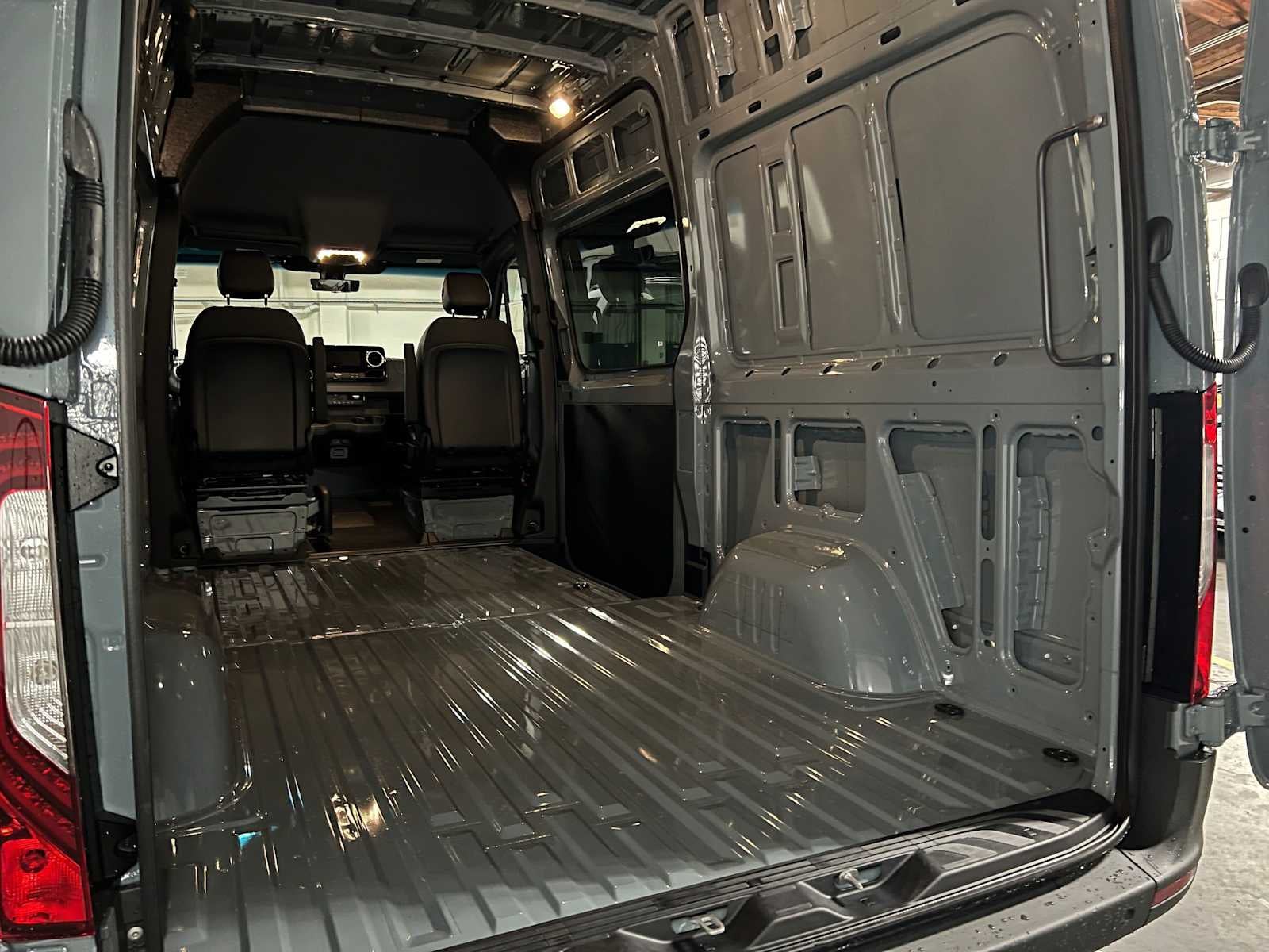 2026 Mercedes-Benz Sprinter 2500 Standard Roof I4 Diesel HO 144 AWD