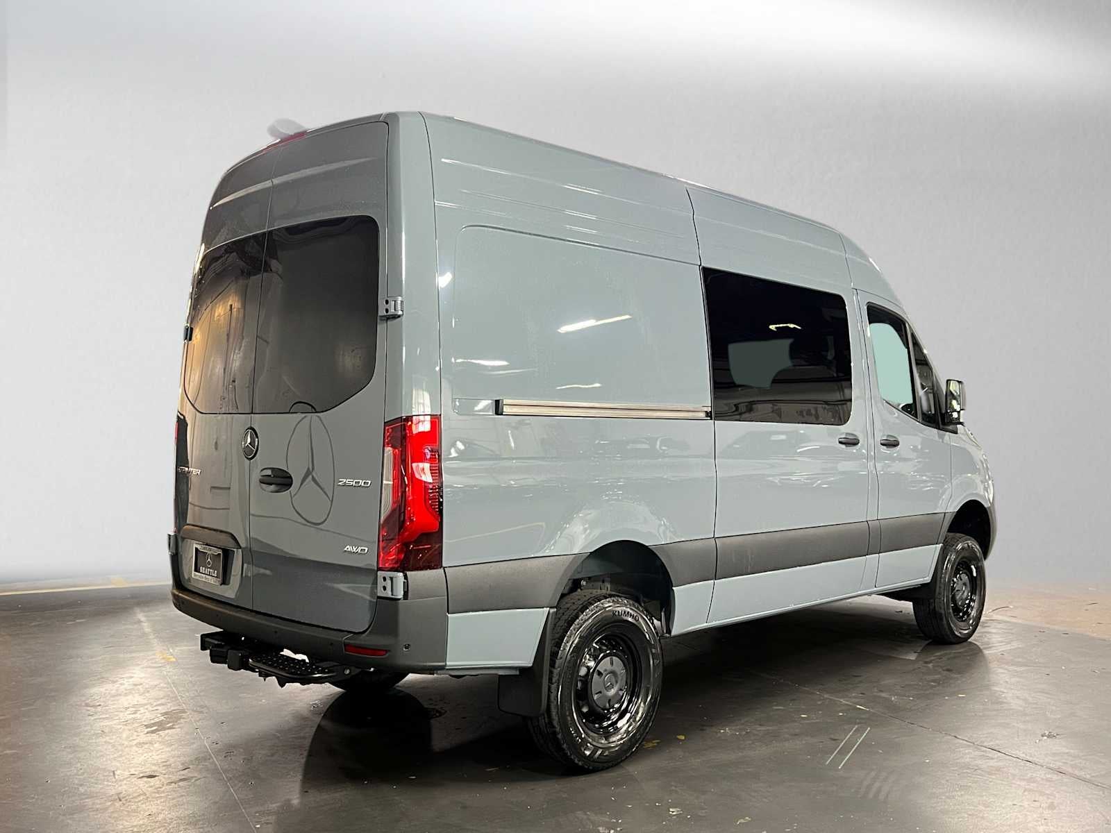 2026 Mercedes-Benz Sprinter 2500 Standard Roof I4 Diesel HO 144 AWD