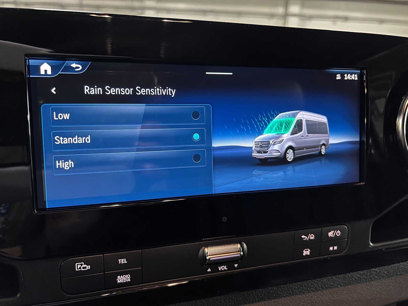 2026 Mercedes-Benz Sprinter 2500 Standard Roof I4 Diesel HO 144 AWD