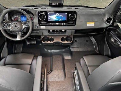 2026 Mercedes-Benz Sprinter 2500 Standard Roof I4 Diesel HO 144 AWD