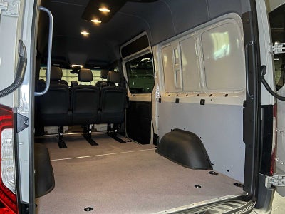 2026 Mercedes-Benz Sprinter 2500 Standard Roof I4 Diesel HO 144 AWD