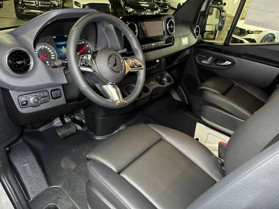 2026 Mercedes-Benz Sprinter 2500 Standard Roof I4 Diesel HO 144 AWD