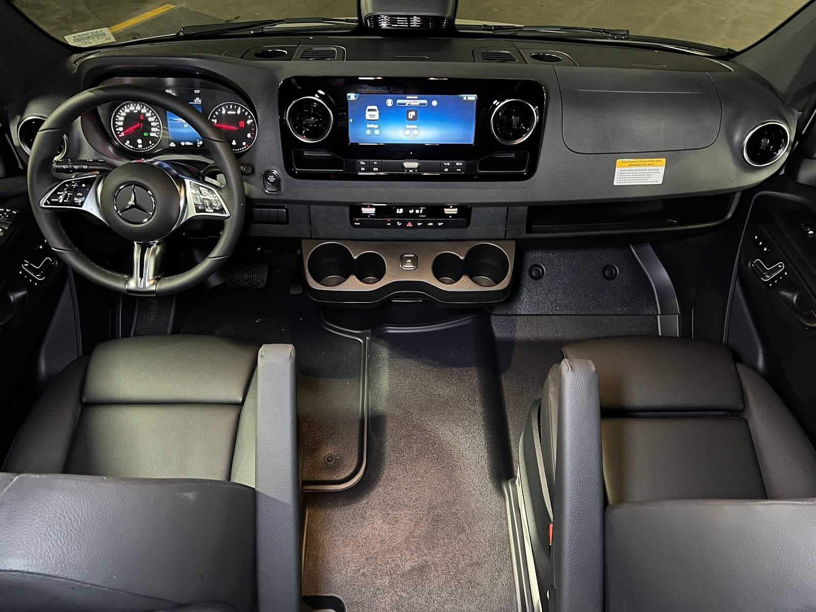 2026 Mercedes-Benz Sprinter 2500 Standard Roof I4 Diesel HO 144 AWD
