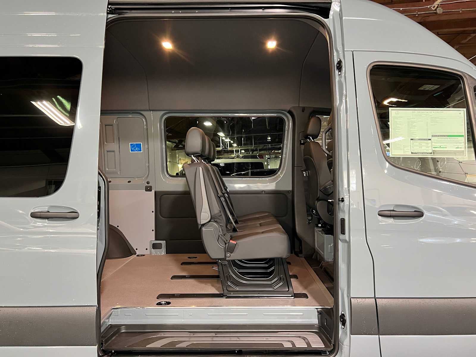 2026 Mercedes-Benz Sprinter 2500 Standard Roof I4 Diesel HO 144 AWD